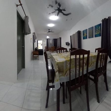 Homestay D'Mama Ifor Muslimi Tanjong Malim Eksteriør bilde