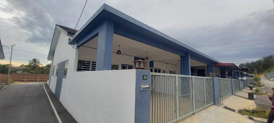 Homestay D'Mama Ifor Muslimi Tanjong Malim Eksteriør bilde