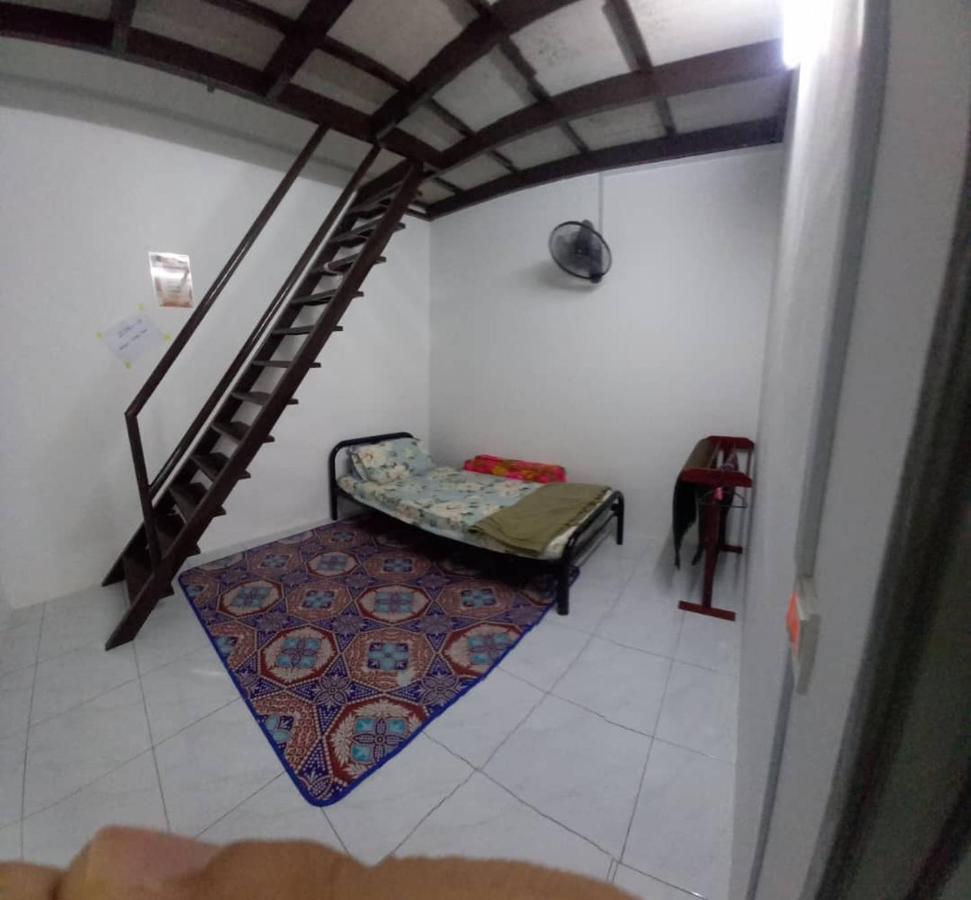 Homestay D'Mama Ifor Muslimi Tanjong Malim Eksteriør bilde